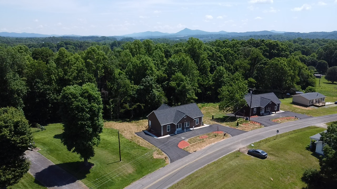 Newly completed homes on Watson Rd in Lenoir, NC